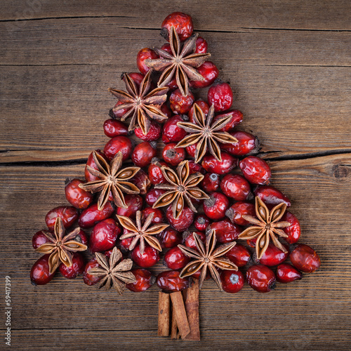 Photo: Christmas tree made of cinnamon, anise Christmas tree made of cinnamon, anise
