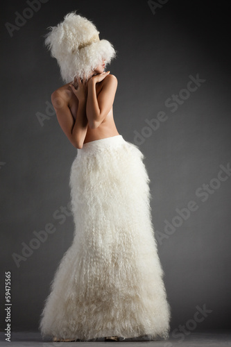 Photo: Wool on grey Wool on grey