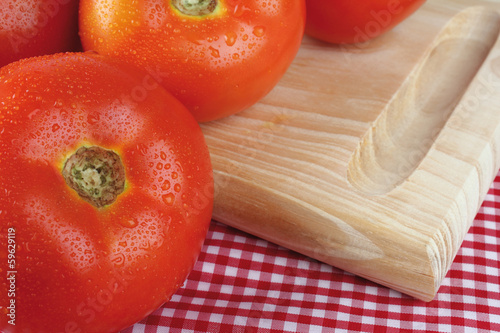 Photo: fresh tomatoes fresh tomatoes