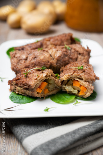 Photo: Vegane Sojarouladen gefüllt mit Gurke und Karotte Vegane Sojarouladen gefüllt mit Gurke und Karotte