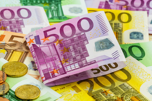 Photo: Viele verschiedene Euro-Geldscheine Viele verschiedene Euro-Geldscheine