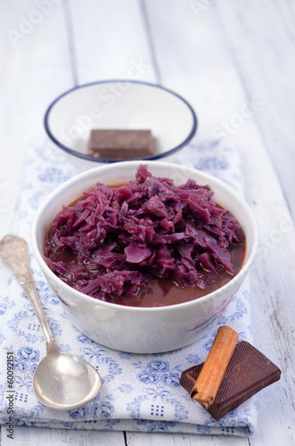 Photo: Rotkohl, Schokolade, Zimt, Gewürze Rotkohl, Schokolade, Zimt, Gewürze