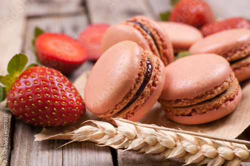 Photo: Macarons, Erdbeeren Macarons, Erdbeeren