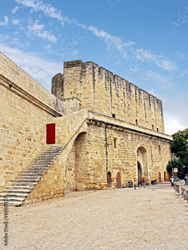 Photo: fortifications d'Aigues Mortes fortifications d'Aigues Mortes