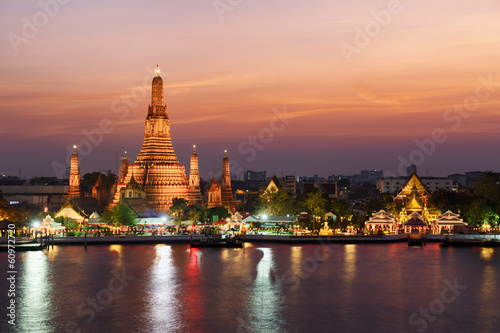 Photo: Wat Arun (Temple de l'Aube), Bangkok, Thaïlande Wat Arun (Temple de l'Aube), Bangkok, Thaïlande