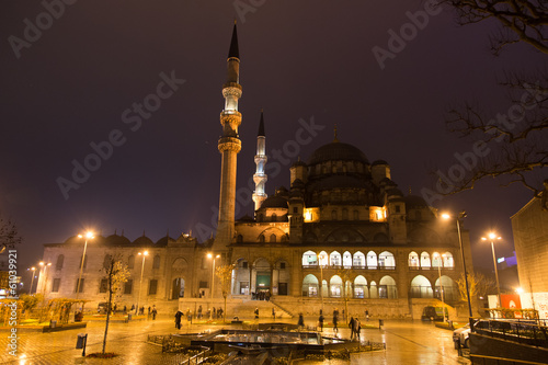 Photo: Eminonu New Mosque Eminonu New Mosque