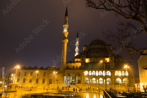 Photo: Eminonu New Mosque Eminonu New Mosque