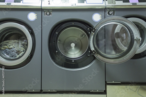 Photo: Industrial Washing Machine Industrial Washing Machine