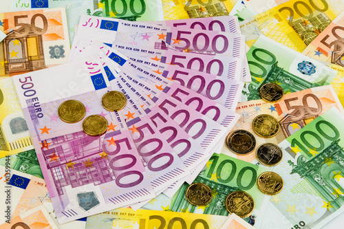 Photo: Viele verschiedene Euro-Geldscheine Viele verschiedene Euro-Geldscheine