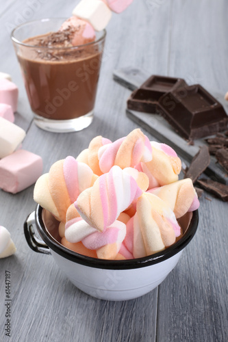 Photo: marshmallow e cioccolato marshmallow e cioccolato