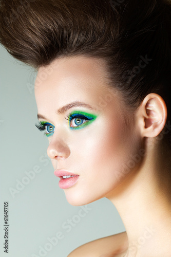 Photo: Portrait of young beautiful woman Portrait of young beautiful woman