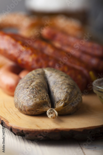 Photo: Bayerische Leberwurst auf Holz Bayerische Leberwurst auf Holz