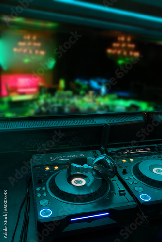 Photo: Music mixer nightclub nightspot Music mixer nightclub nightspot