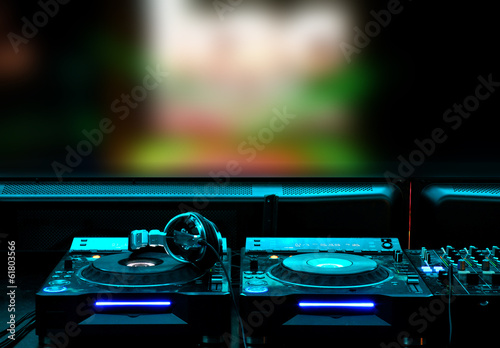 Photo: Music mixer nightclub nightspot Music mixer nightclub nightspot