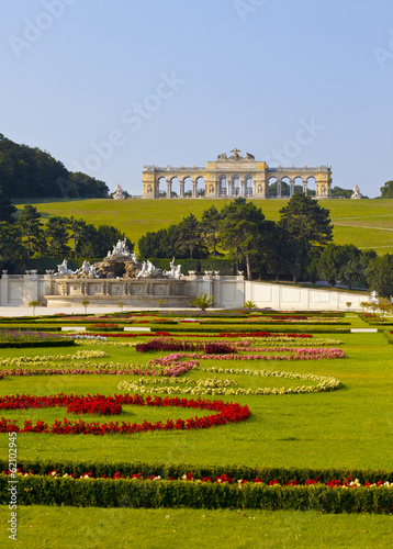 Photo: Schonbrunn Palace Gardens at Vienna Schonbrunn Palace Gardens at Vienna