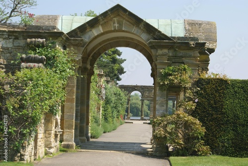 Photo: archway, Hever castle garden, Kent, England archway, Hever castle garden, Kent, England
