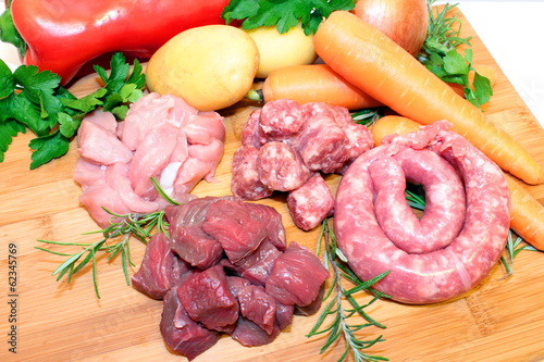 Photo: carne assortita con verdure carne assortita con verdure