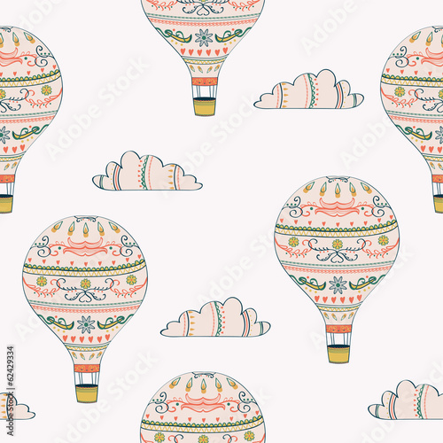 Vector seamless pattern with hot air balloons and clouds