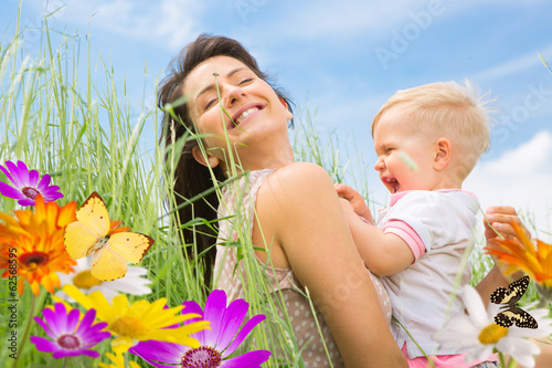 Photo: mama mit kind mama mit kind