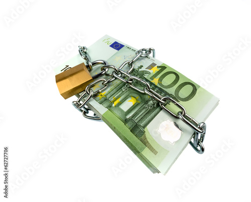 Photo: Euro-Geldscheine mit Kette und Vorhängeschloss Euro-Geldscheine mit Kette und Vorhängeschloss