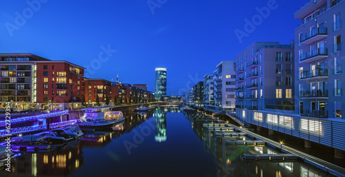 Photo: Deutschland, Frankfurt, Wohngebäude am Westhafen Deutschland, Frankfurt, Wohngebäude am Westhafen