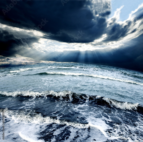 Photo: Tormenta en el oceano Tormenta en el oceano