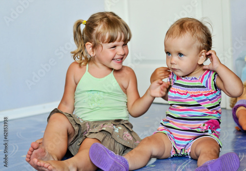 Photo: sisters sisters