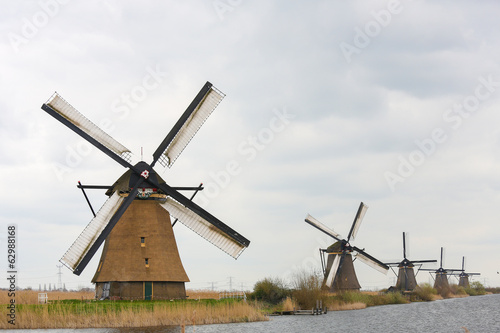 Fototapeta Dutch windmills at Kinderdijk, near Rotterdam, Holland