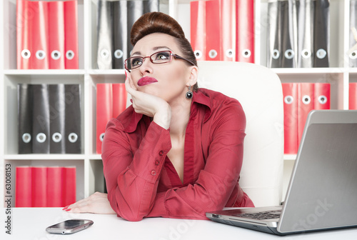 Photo: Boring office worker Boring office worker