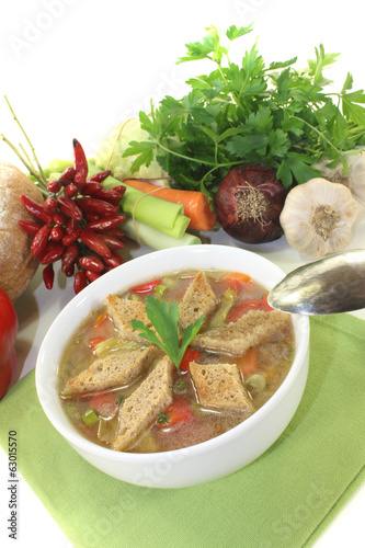 Photo: Brotsuppe mit Croutons Brotsuppe mit Croutons