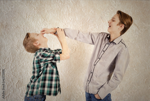 Photo: Quarrel of brothers Quarrel of brothers