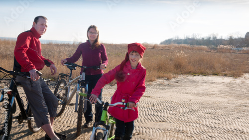 Photo: family cycling family cycling