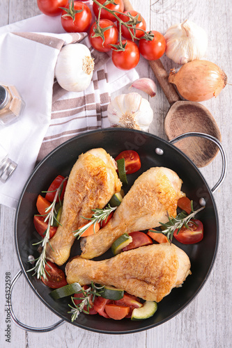 Photo: chicken leg and vegetable chicken leg and vegetable