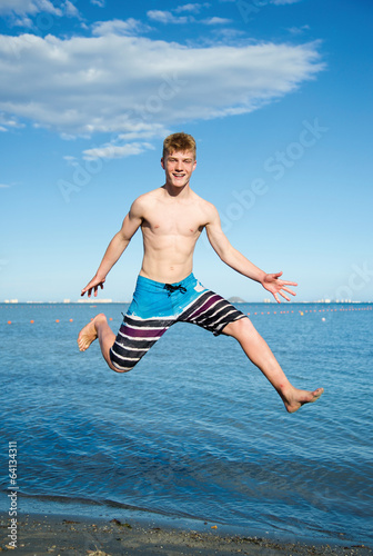 Photo: Sprung am Strand Sprung am Strand