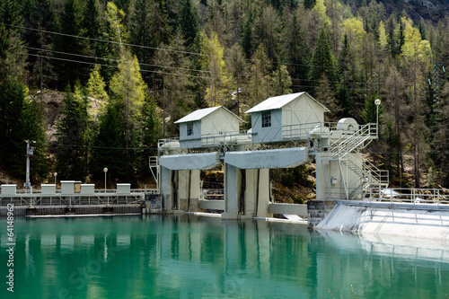 Photo: Diga di Maen - Valtournenche - Valle d'Aosta Diga di Maen - Valtournenche - Valle d'Aosta