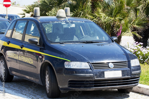 Photo: Macchina Guardia di Finanza Macchina Guardia di Finanza