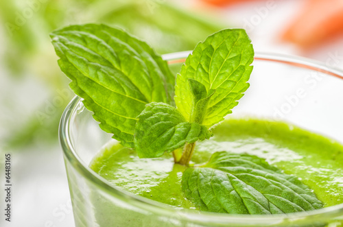 Photo: Grüner Smoothie mit Minze Grüner Smoothie mit Minze