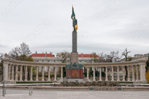 Photo: Heldendenkmal der Roten Armee Heldendenkmal der Roten Armee