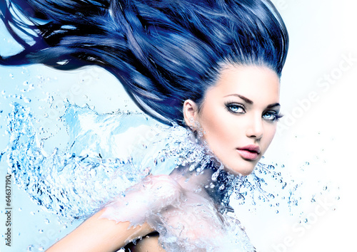 Fototapeta Model girl with water splash collar and long blowing blue hair
