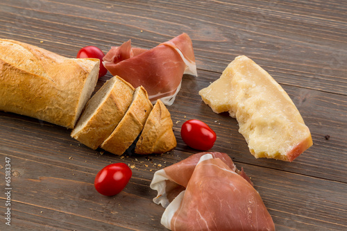 Photo: Wecken aus weißem Brot Wecken aus weißem Brot