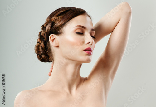 Photo: beautiful female figure. perfect skin. beautiful female figure. perfect skin.