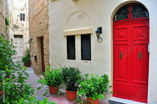 Photo: Typical house and patio in Malta Typical house and patio in Malta