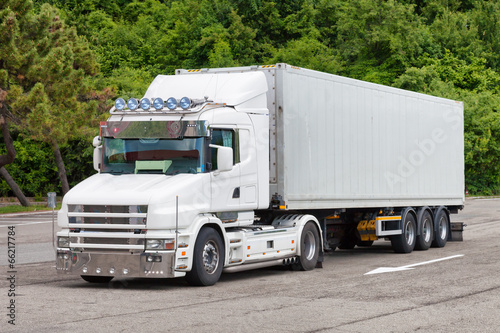 Photo: Big white truck Big white truck