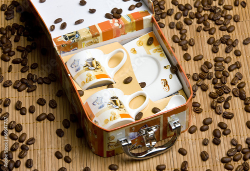 Photo: cups for coffee with coffee beans cups for coffee with coffee beans