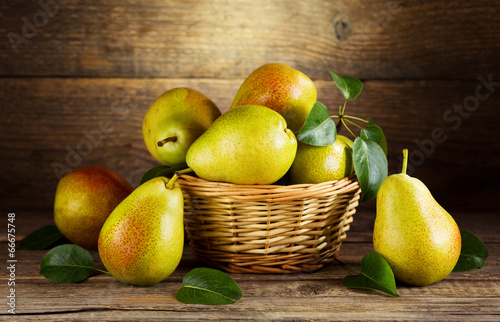 Photo: still life with fresh pears still life with fresh pears