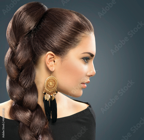 Photo: Bride hairstyle. Beautiful Woman with Healthy Long Hair Bride hairstyle. Beautiful Woman with Healthy Long Hair