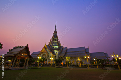 Photo: Wat So-Thorn in Cha-Choeng-Sao province of Thailand Wat So-Thorn in Cha-Choeng-Sao province of Thailand