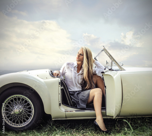 Photo: beaty on the car beaty on the car