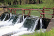 Represa en río Represa en río
