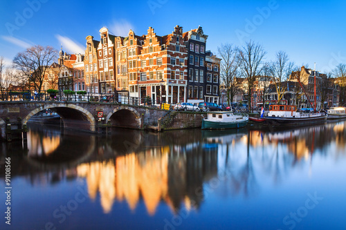 Zdjęcie XXL Piękny obraz kanałów światowego dziedzictwa UNESCO "Brouwersgracht" en 'Prinsengracht (kanał księcia) "w Amsterdamie, Holandia